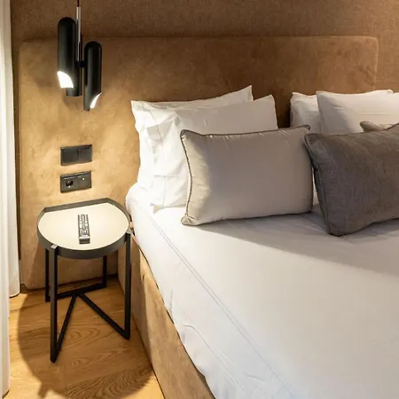 Cathedral Apartament *